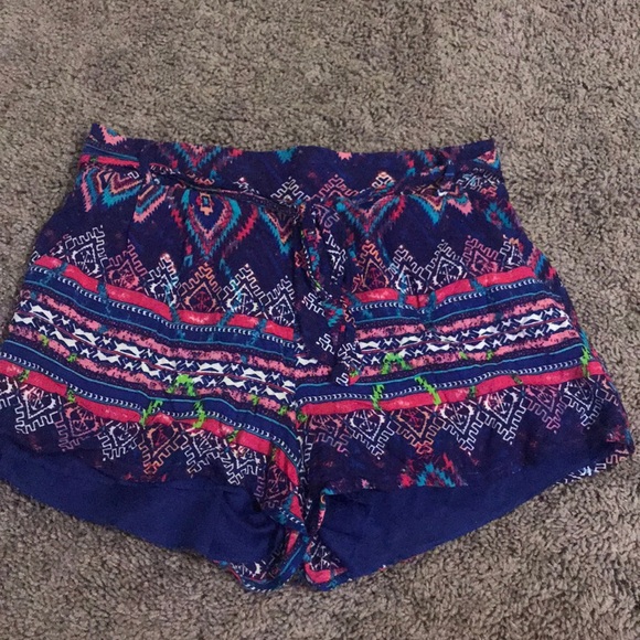 Francesca's Collections Pants - Tribal print soft shorts